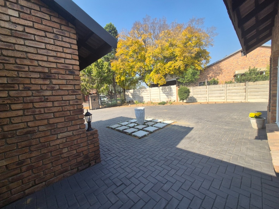 3 Bedroom Property for Sale in Vaalpark Free State
